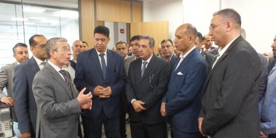 رئيس مصلحة الجمارك فى جولة ميدانية بميناءي الإسكندرية والدخيلة