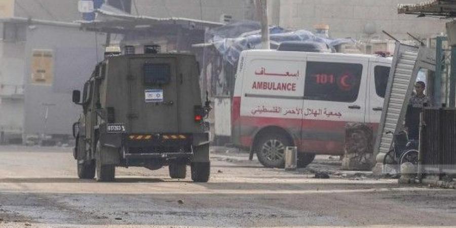 جريح فلسطيني برصاص العدو الاسرائيلي في رام الله بالضفة المحتلة
