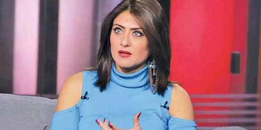 هيدي كرم تكشف كواليس مرض ابنها: كنت بعيط فى الكارافان