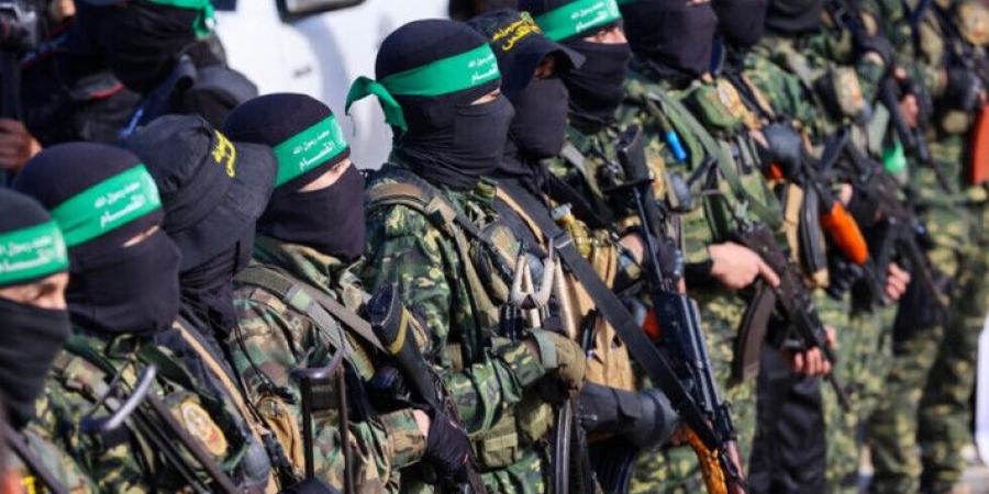 مصدر قيادي في حماس للجزيرة: الحركة ما زالت تدرس المقترح الأميركي بمسؤولية وطنية