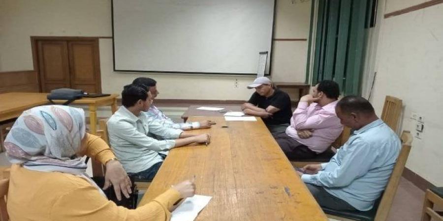 «جماليات الهوية في الفن التشكيلي».. أمسية أدبية وفنية بنادي الأدب ببنها