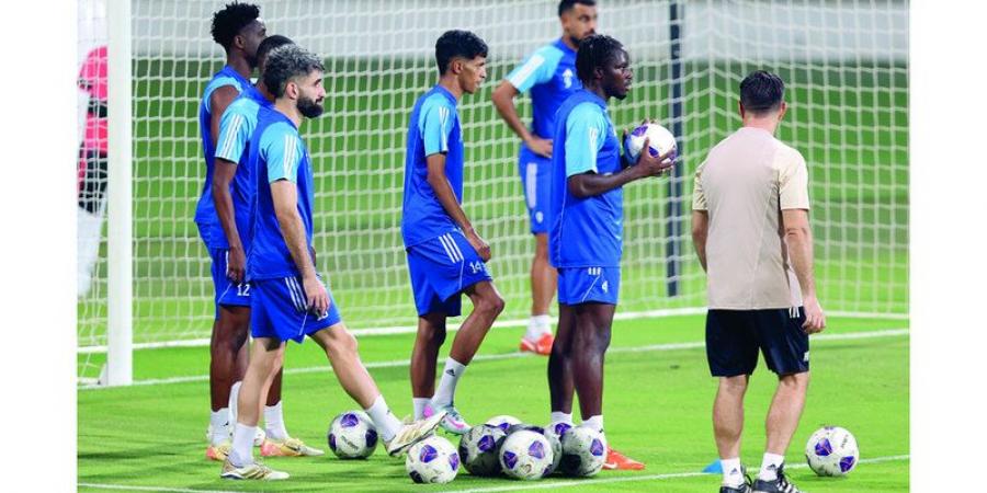 انسجام اللاعبين والتشكيل الرئيس أهم أولويات كوزمين قبل لقاء أوزبكستان