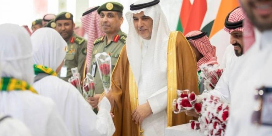 رئيس سدايا يزور صالة مبادرة طريق مكة وصالات الحجاج بمطار جدة