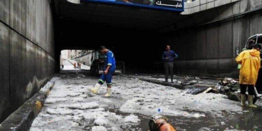 هل تتكرر عاصفة الإسكندرية؟.. رئيس الأرصاد الجوية السابق يُجيب | خاص