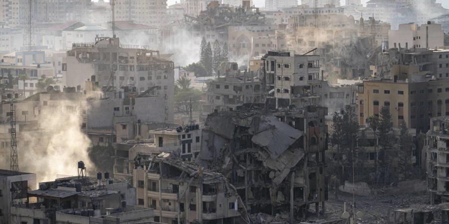 استشهاد 8 فلسطينيين في قصف الاحتلال لمخيم جباليا والبريج