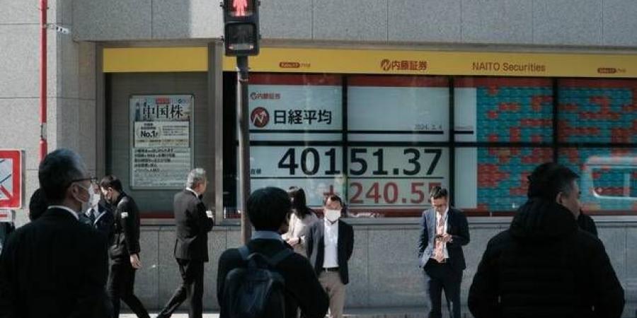 ارتفاع الأسواق الآسيوية مع اقتراب مؤشرات الأسهم الأمريكية لمستويات قياسية