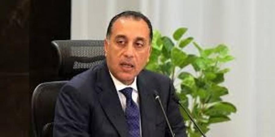 مدبولي: الدولة تتحمل 60٪؜ من تكلفة وحدات الإسكان لمحدودي ومتوسطي الدخل