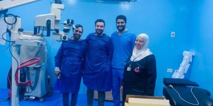 تزويد مستشفى الرمد ببنها بميكروسكوب جراحي جديد