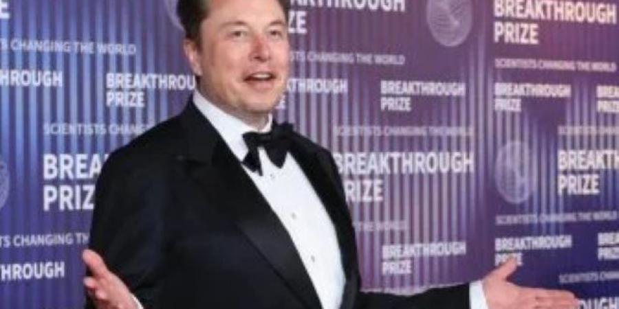 بعد استقالته.. إيلون ماسك يتبرأ من تصرفات ترامب.. ويؤكد: DOGE تحولت لـ"كبش فداء"