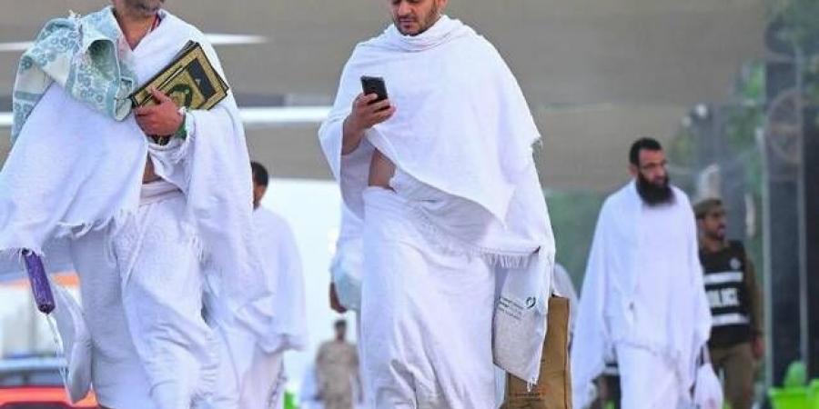 بدء توافد الحجاج إلى صعيد عرفات لأداء ركن الحج