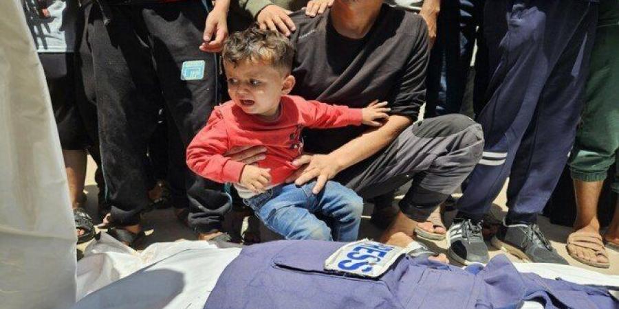 قصف إسرائيلي يستهدف الصحفيين في غزة.. مقتل 4 وإصابة آخر بجروح حرجة