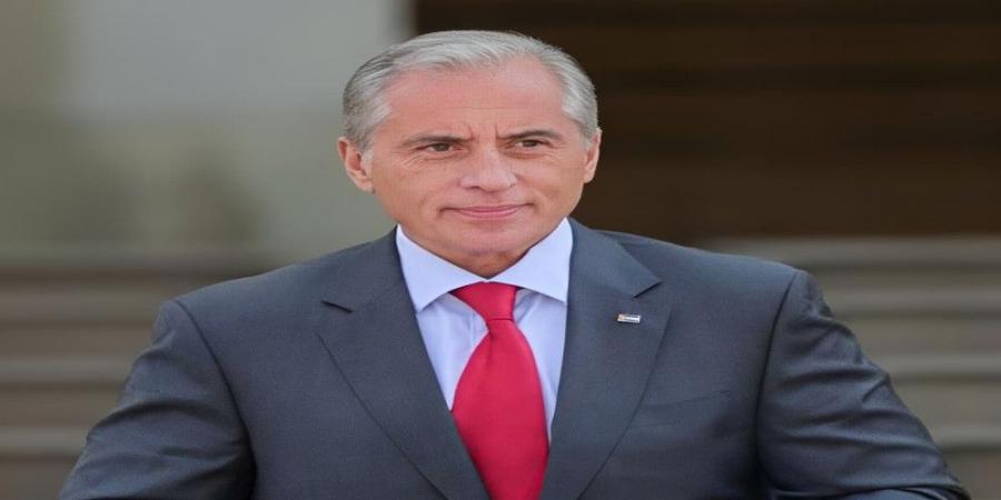 رئيس الوزراء يهنئ الملك بتأهل منتخب النشامى لنهائيات كأس العالم