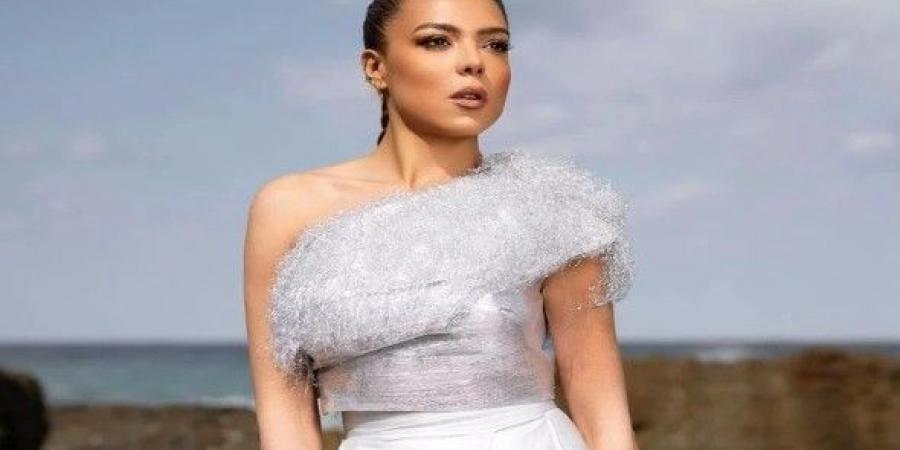 ناهد السباعي تشارك في فيلم «السادة الأفاضل» بطولة محمد ممدوح