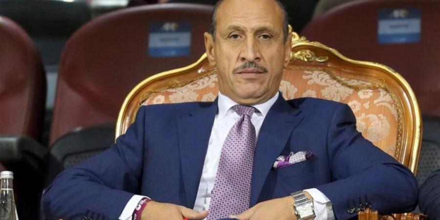 عدنان درجال يتعدى على صحافي بعد خسارة العراق أمام كوريا الجنوبية (فيديو)