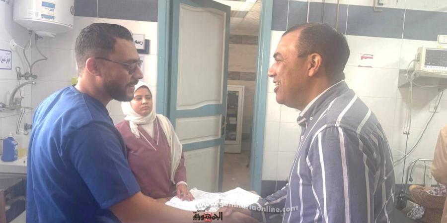 وكيل صحة البحيرة يتابع سير العمل بمستشفيات ادكو ورشيد
