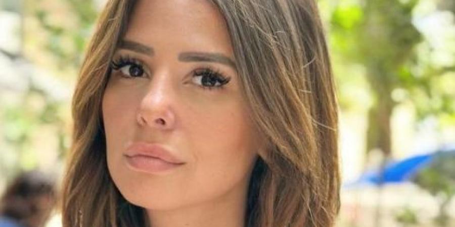 شخصية إيمان العاصى بفيلم "فى عز الضهر"