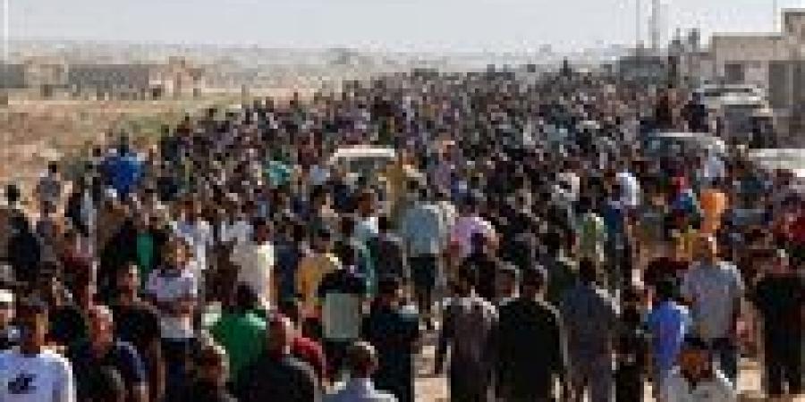 تعليق عمليات التوزيع في غزة .. شهداء وجرحى أثناء حصولهم على المساعدات