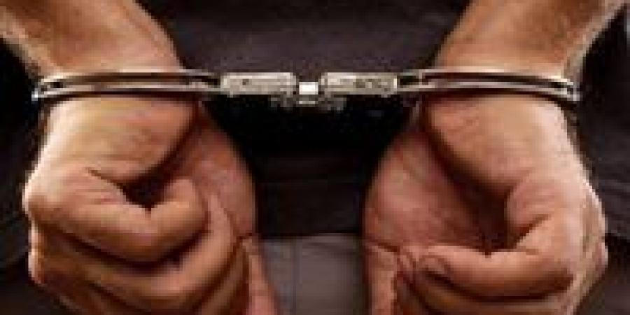 القبض على صاحب مطعم شهير في المنيا بعد تسمم أكثر من 40 شخصًا