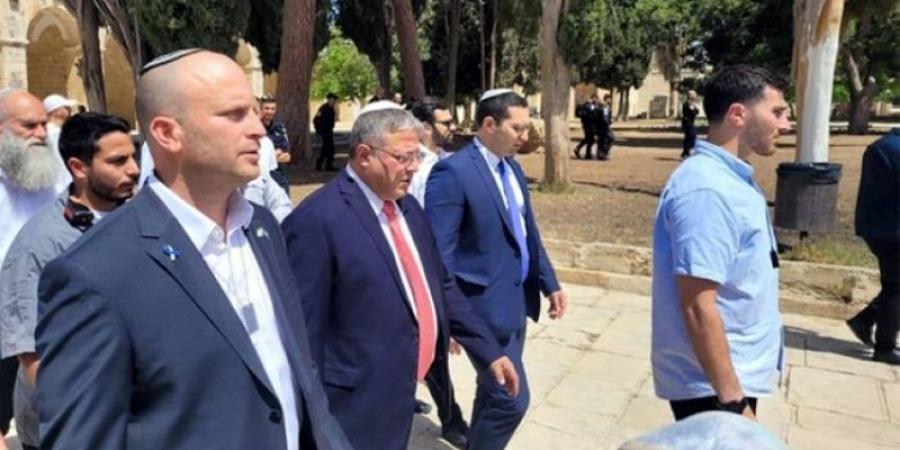 بن غفير يقتحم المسجد الأقصى بحراسة مشددة