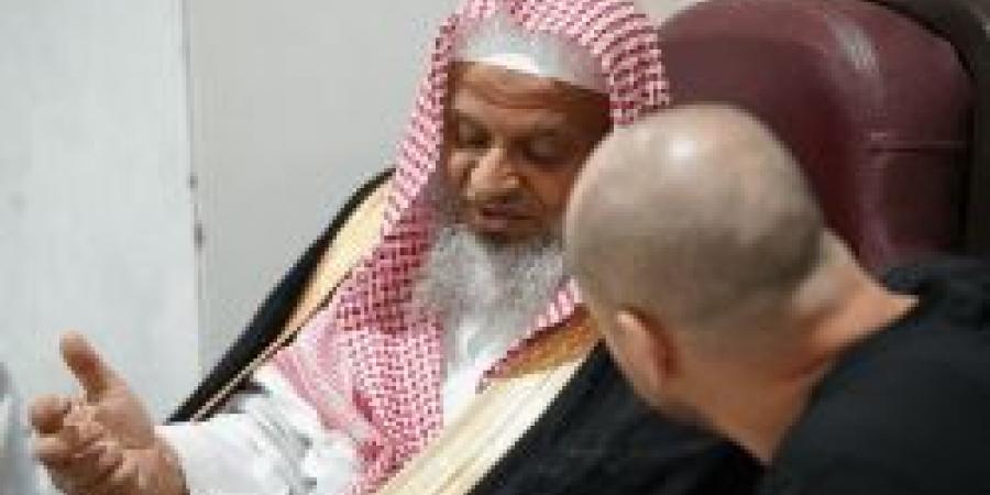 الشؤون الدينية تطلق المسار الإثرائي لموسم العمرة