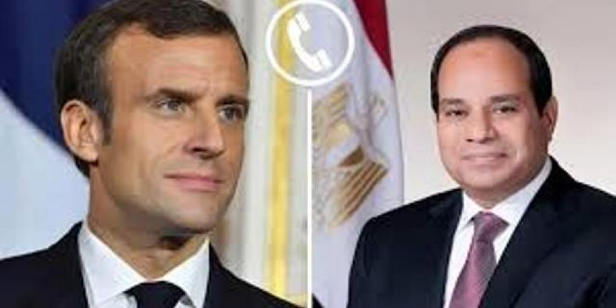 الرئيس السيسى وماكرون يبحثان هاتفيا مستجدات الأوضاع الإقليمية والتصعيد العسكري بالمنطقة