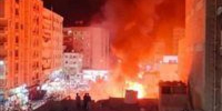 اندلاع حريق في 3 منازل بقنا