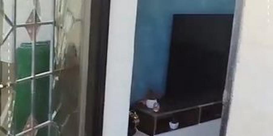 فيديو يوثّق حجم الضرر الذي خلّفه سقوط جسم مجهول في إربد