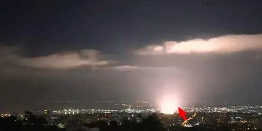 عاجل: صواريخ إيرانية تضرب حيفا وتل أبيب ومنازل قيادات في إسرائيل (فيديو)