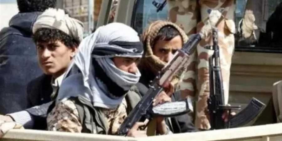 مليشيا الحوثي تستحدث معسكرًا جديدًا في منطقة وعرة غربي اليمن وتحشد إليه مئات المجندين
