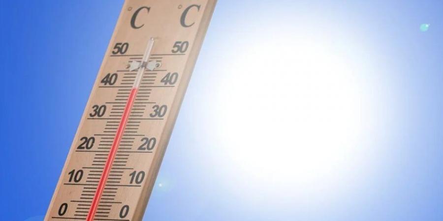 الطقس غد.. انخفاض بالحرارة وشبورة والعظمى بالقاهرة 34 درجة والإسكندرية 28