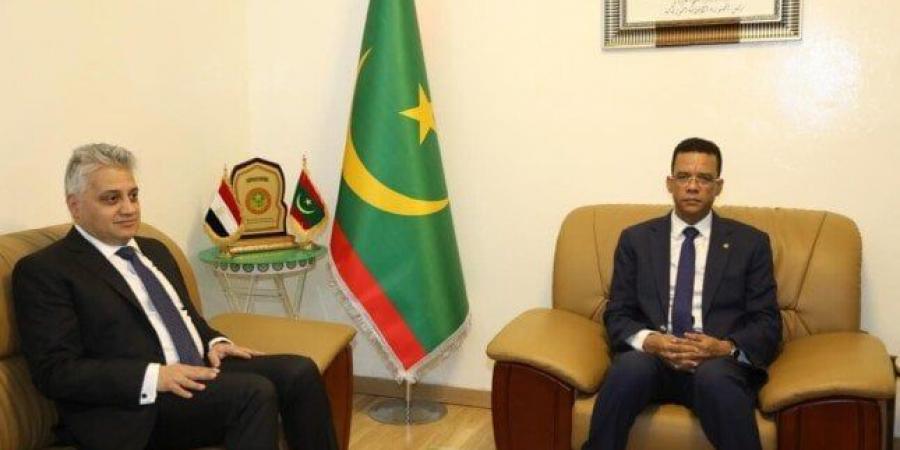 سفير مصر في نواكشوط يبحث مع وزير الصيد الموريتاني تعزيز التعاون بين البلدين