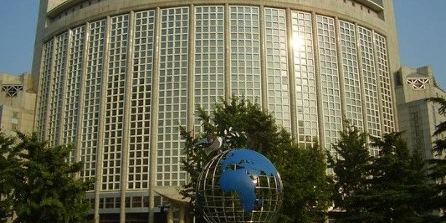 خارجية الصين: على الدول ذات النفوذ على إسرائيل اتخاذ إجراءات فورية لتهدئة التوترات