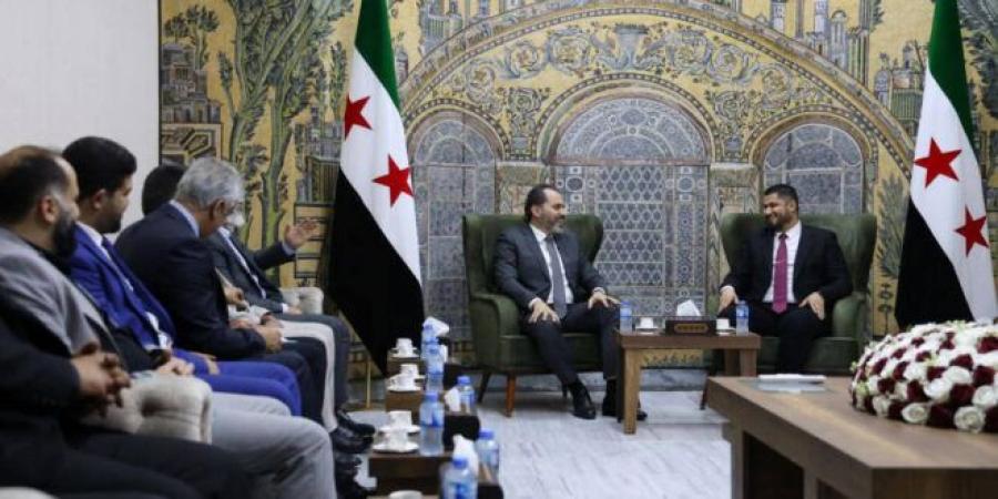 وزير السياحة يبحث تفعيل السياحة والاستثمار في إدلب ويطّلع على منشآتها