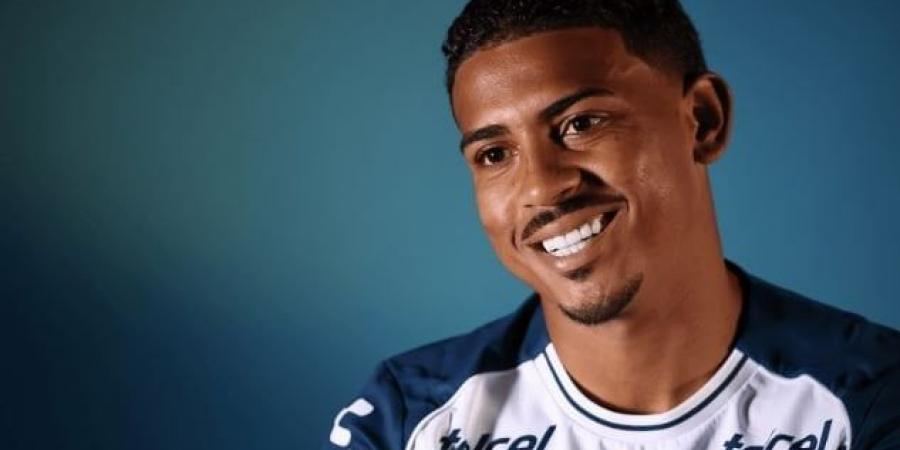 كأس العالم للأندية.. مهاجم باتشوكا يرفع راية التحدي قبل مواجهة ريال مدريد