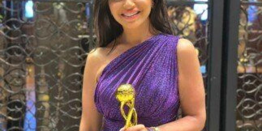 تكريم نجمات الفن فى مهرجان «International Fashion Awards» | صور