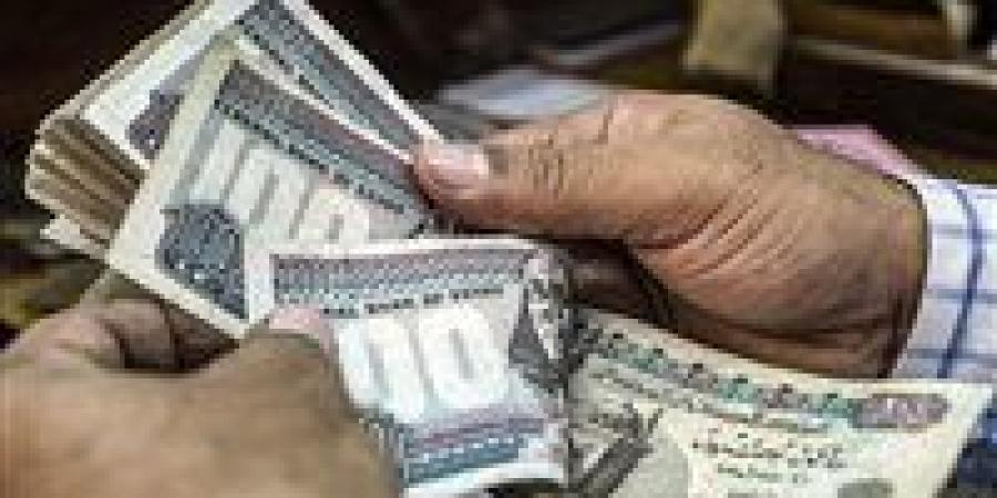 بعد تصديق الرئيس السيسي.. رفع الحد الأدنى للأجور للموظفين إلى 7000 جنيه رسميا بداية من أول يوليو