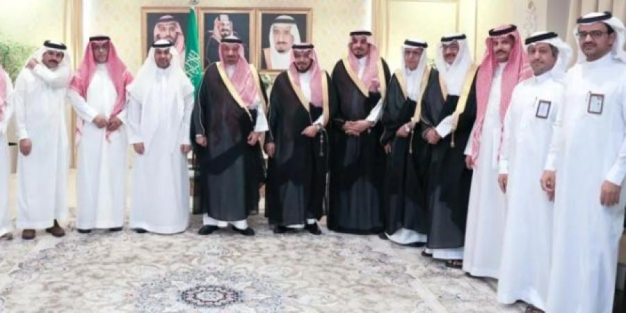 أمير نجران يدشّن مبادرة الربط الإلكتروني الإداري بين وزارة الداخلية وإمارة المنطقة