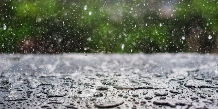 بداية من الليلة ...رياح قوية مع أمطار غزيرة وتساقط البرد بهذه الجهات