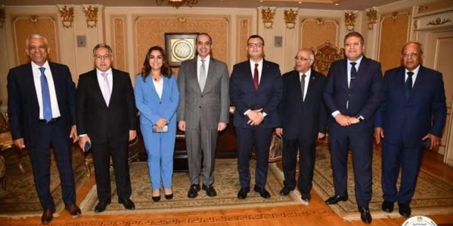 فوزي: القانون المعدل مكسب للجميع والحكومة تتحمل الجزء الأكبر من ا