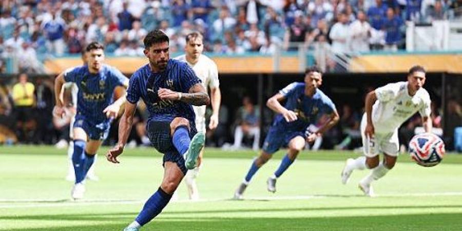 ريال مدريد ينجح فى الخروج بالتعادل أمام الهلال فى الشوط الأول