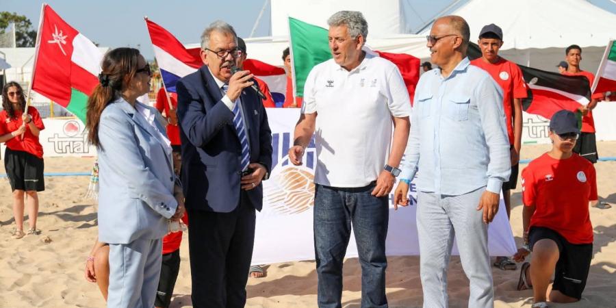 تونس تحتضن بطولة العالم لكرة اليد الشاطئية للناشئين تحت 17 سنة بمدينة الحمامات