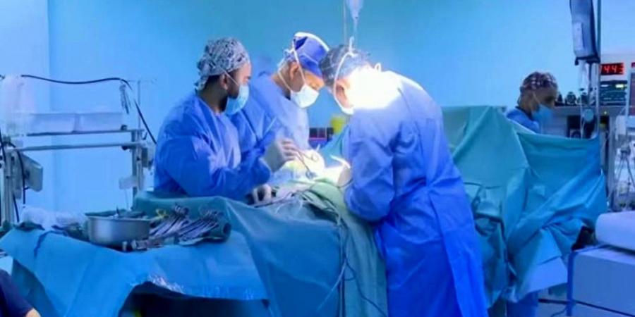 عملية نوعية ونادرة لجراحة الأوعية الدموية بمستشفى الحسين "السلط الجديد"