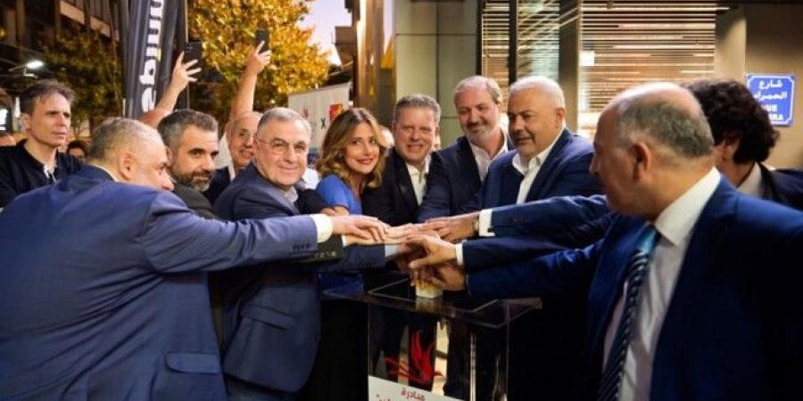 "سبينيس" وجمعية "Rebirth Beirut" قاموا بإضاءة شارع الحمرا الرئيسي في قلب العاصمة بيروت