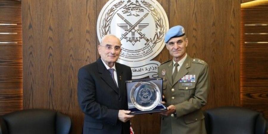 وزير الدفاع التقى مساعد الامين العام للامم المتحدة: للتجديد لمهمة اليونيفيل ووجوب المحافظة على دورها