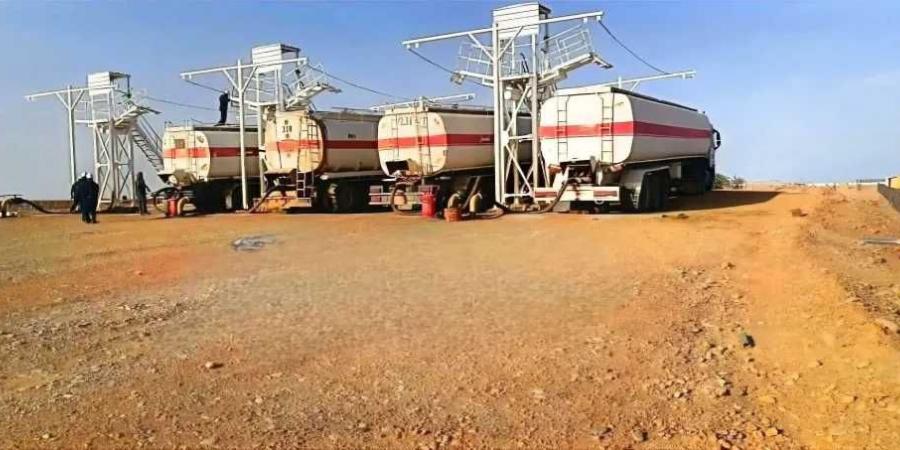 شبوة: توجه جاد لإيقاف نقل النفط الخام إلى كهرباء عدن بسبب استمرار إهمال مطالب العاملين