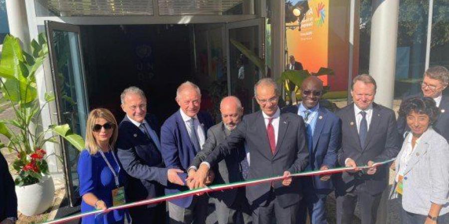 وزير الاتصالات يشارك فى فعالية إطلاق مركز الذكاء الاصطناعى للتنمية فى روما