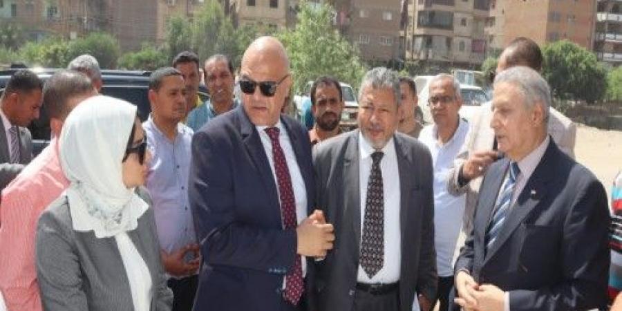 "عطية" يتفقد إنشاءات مكتبة مصرالعامة الجديدة في شبرا الخيمة