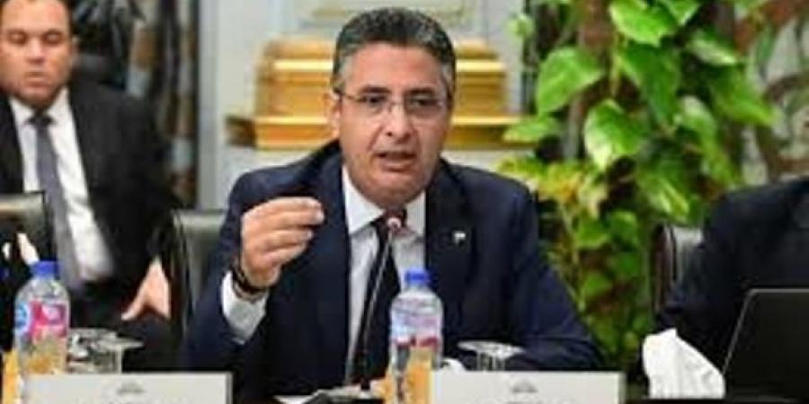 وزير التموين يطمئن المواطنين: احتياطي السلع الاستراتيجي آمن وفي أ