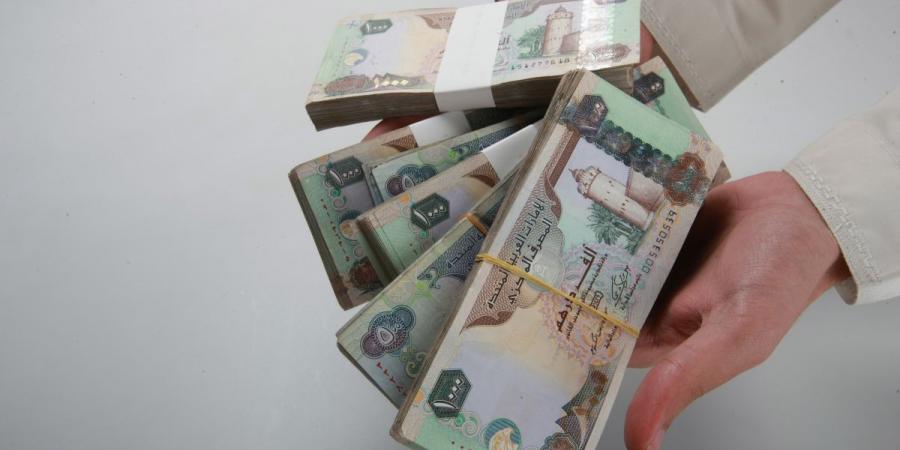 %11.5 ارتفاعاً في مكافآت ورواتب ومزايا الإدارة العليا لـ 17 بنكاً وطنياً في 2024