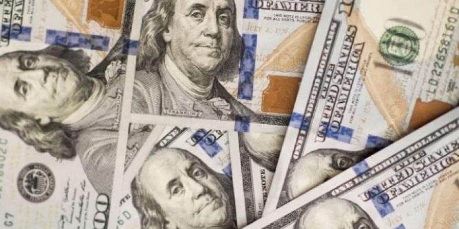 50.76 جنيه في البنك الأهلي.. آخر تحديث لـ سعر الدولار اليوم الأحد